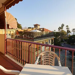 appartamento-di-edo.hotelitalianriviera.com/